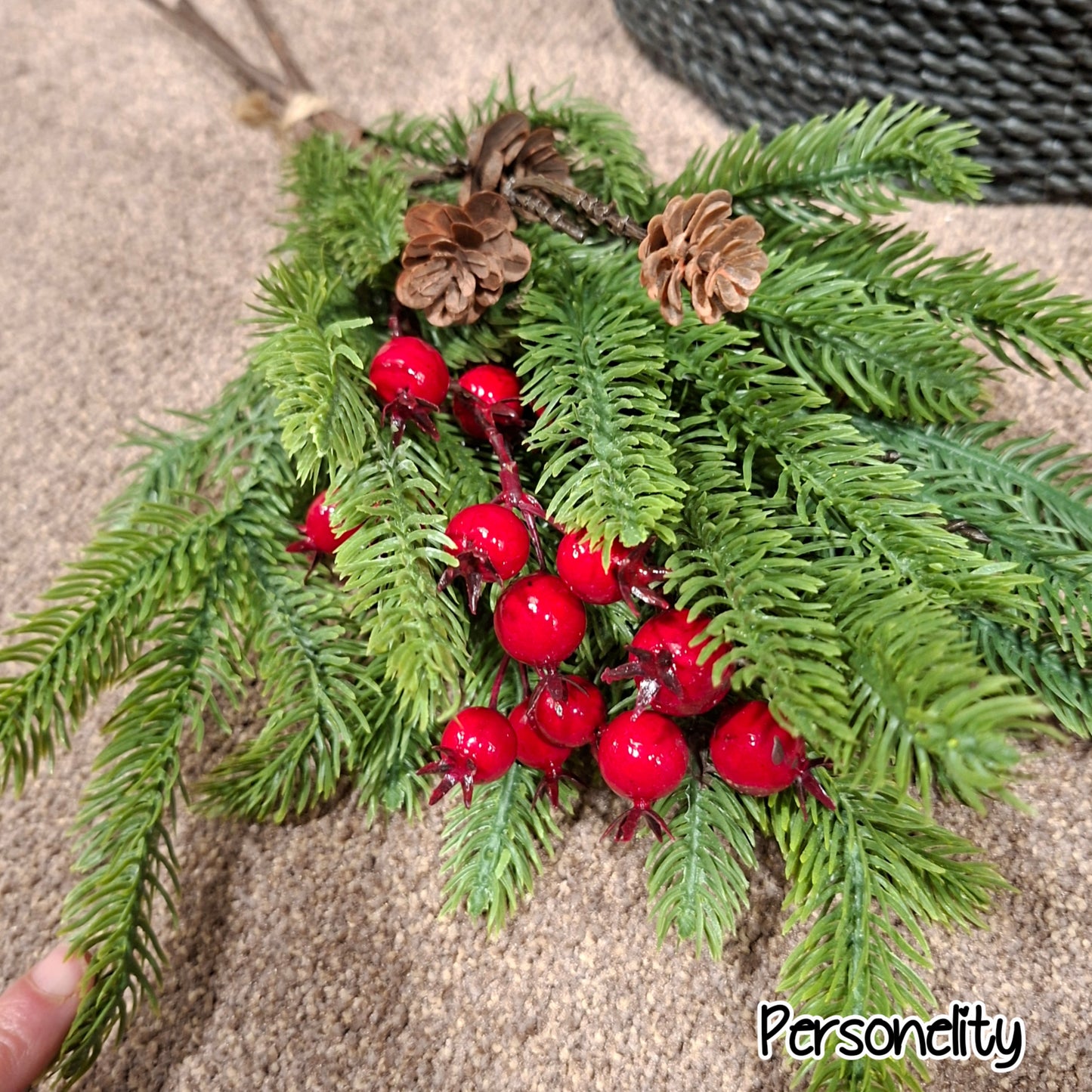 6685- Real touch bosje kerst groen €12,00