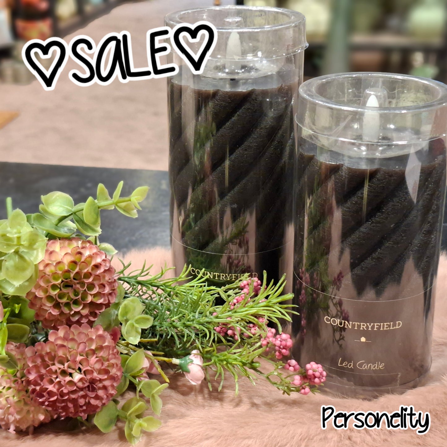 7081- ♡SALE♡ Set van 2 ledkaarsen van Mansion in het zwart van €22,- voor €11,- Ophalen in Schiedam