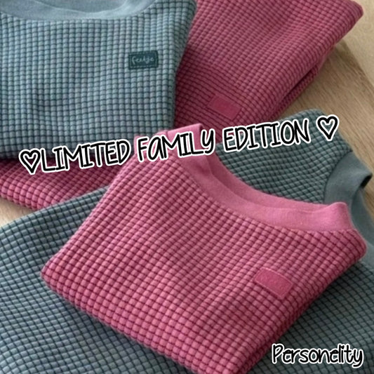 6665- ♡FEETJE FAMILY EDITION♡ Feetje Pyjama Familie Pakket kleur naar keuze bestaande uit 1x volwassen Pyjama maat XS t/m XL naar keuze en 1x kinder Pyjama maat van 56 t/m 128 naar keuze twv €61,98