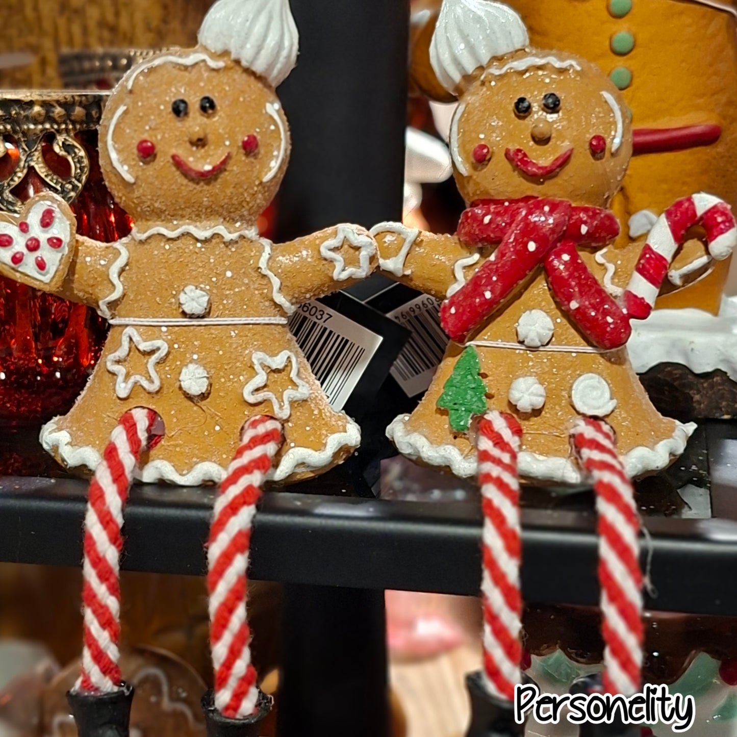 6674- 2x Gingerbread Cookie Bengels  €14,-
