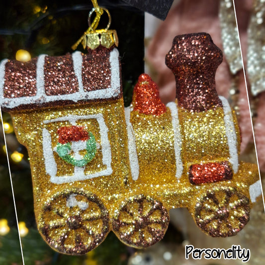6676- 2x Kersthanger Gingerbread Locomotief €12,-