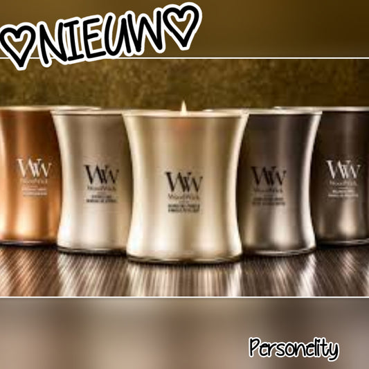 6650-♡NIEUW♡ WW maak een keuze uit 1 van de 5 heerlijke nieuwe geuren van Woodwick in een Speciale Metal uitvoering.  €29,90