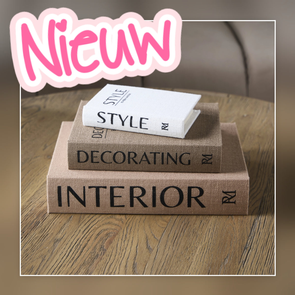 7449- ♡NIEUW♡ Riviera Maison - RM Interior Decorative Book Set of 3  €40,-  Ophalen in Schiedam of in overleg in Maassluis